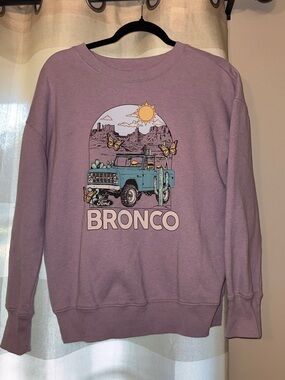 Ford Bronco Lavender crewneck size small
